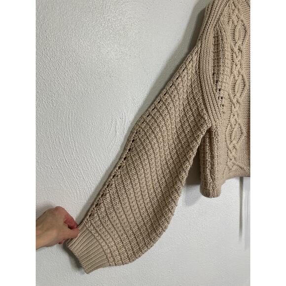 Gianni Bini Oversized Crop Chunky Cable Knit Fishermen Sweater M Cream Designer - Picture 2 of 13